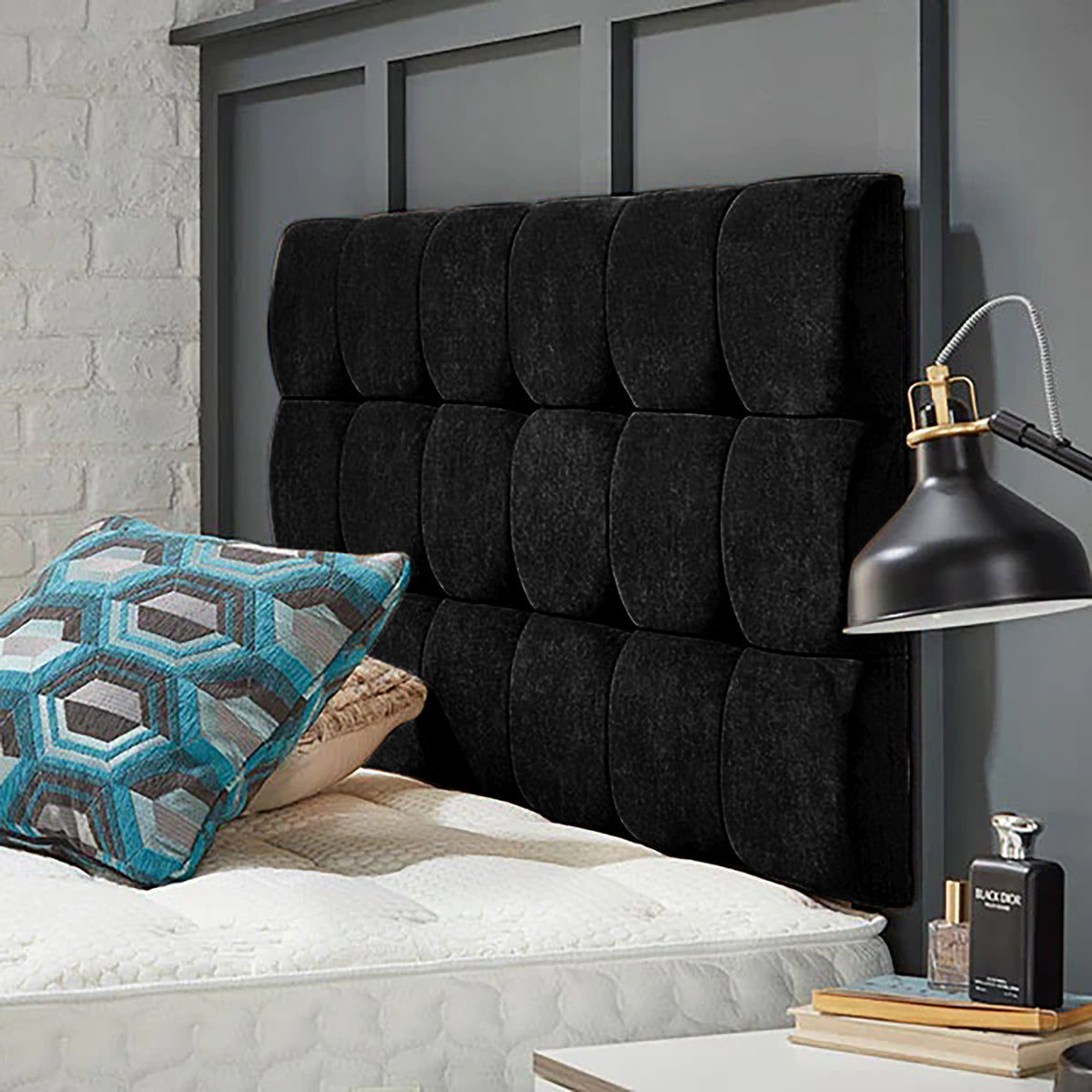 Winston Naples 26 inch Strutted Headboard